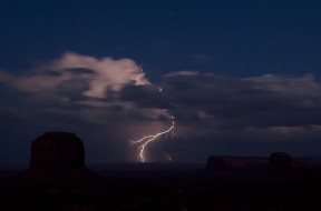 110831 Monument Valley View Night
